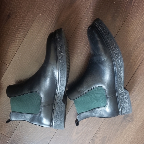 FRENCH Connection Nora Crepe Sole Chelsea Boots - Picture 3 of 12